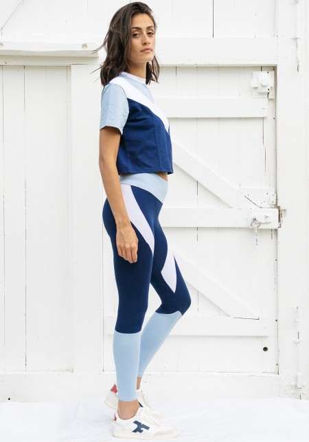 PEARL bleu-blanc Tricolored asymmetrical cropped t-shirt with short sleeves -  Active wear